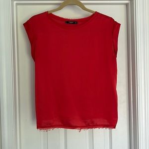 Coral Mango top - size XS (fits more like a Small USA)